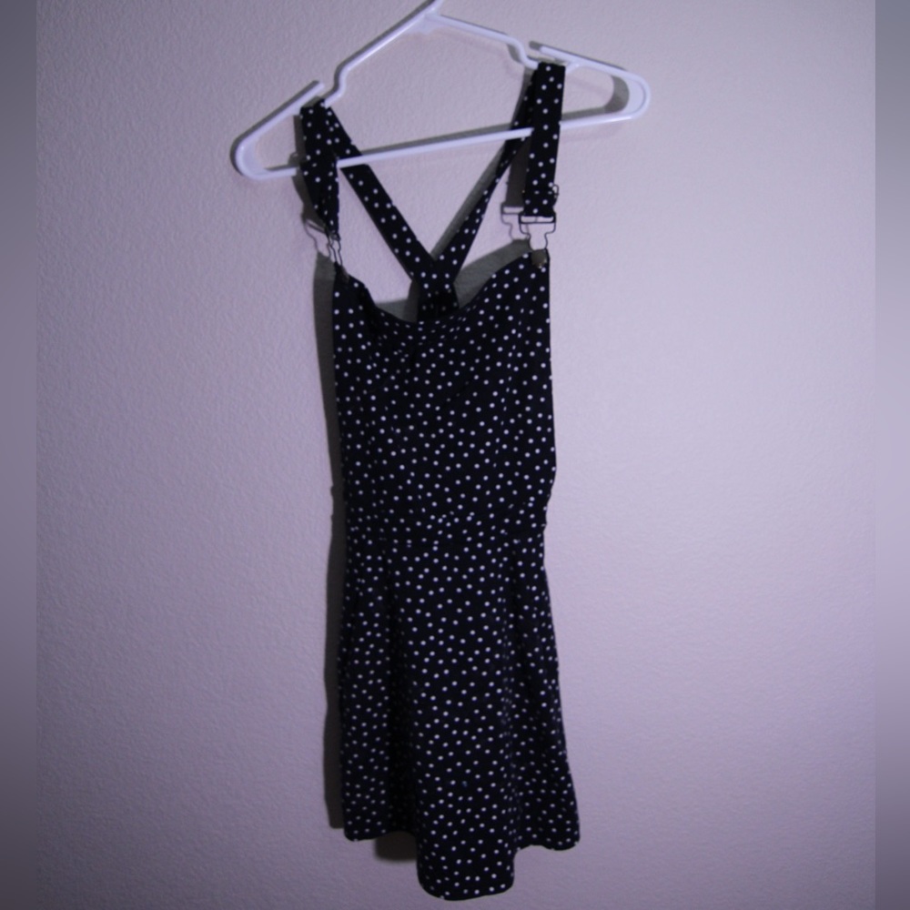 cotton on - Overall Dress. Size: Medium